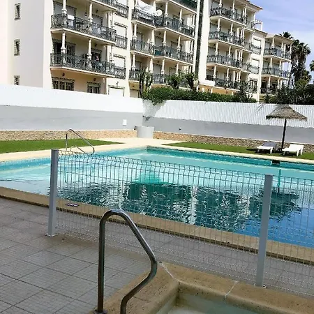 1 Bedroom Chaves, Praceta Vitorino Nemesio, * 阿尔布费拉