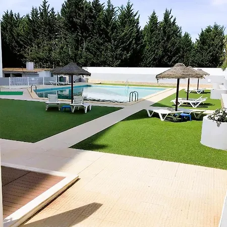 公寓 1 Bedroom Chaves, Praceta Vitorino Nemesio, 阿尔布费拉